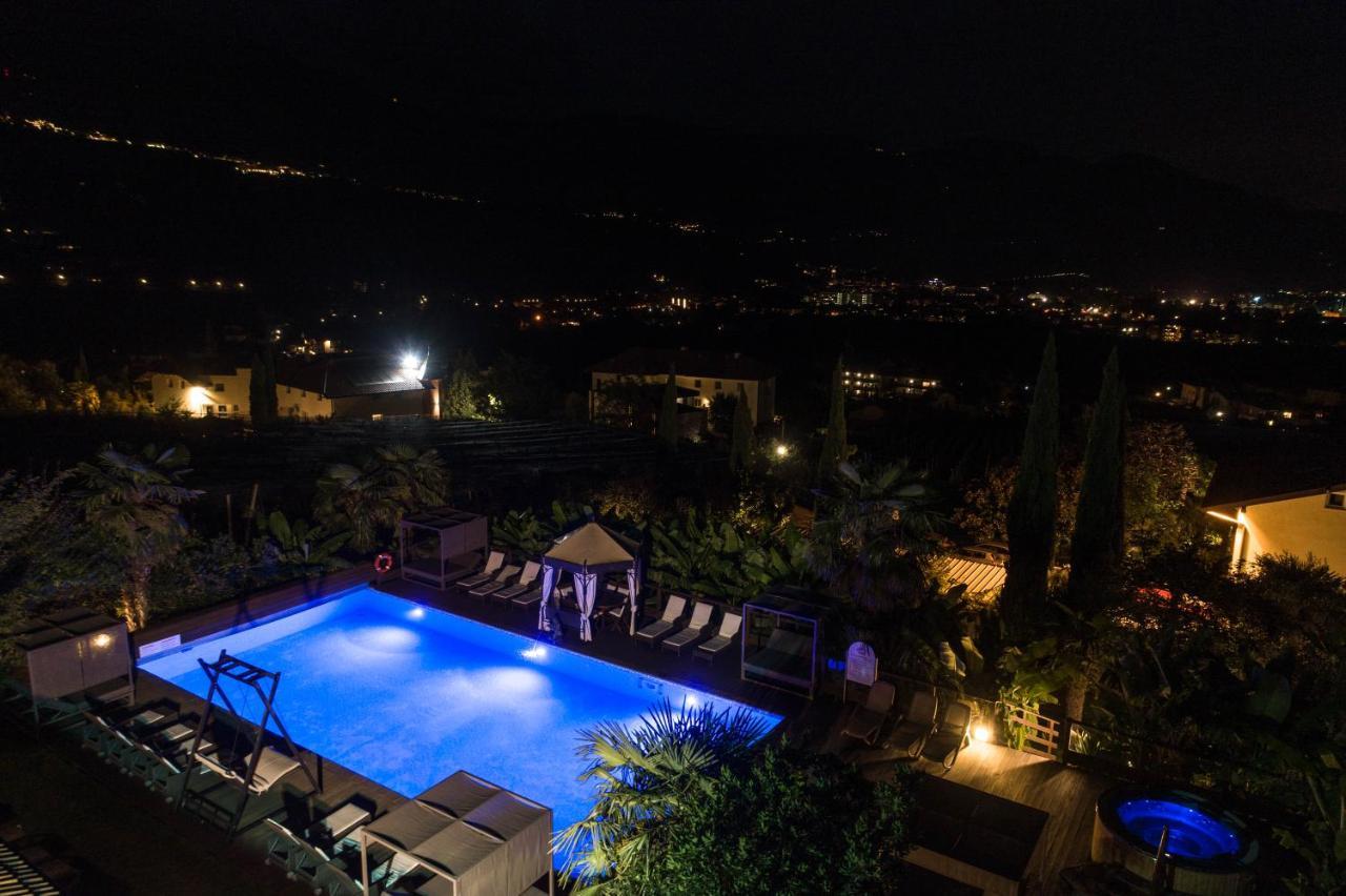 Ruster Resort Lagundo Bagian luar foto